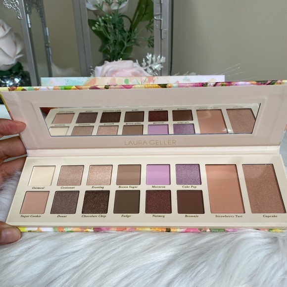 LAURA GELLER ESSENTIALS SWEET AS SUGAR 12MULTI-FINISH EYESHADOWS - Picture 3 of 7